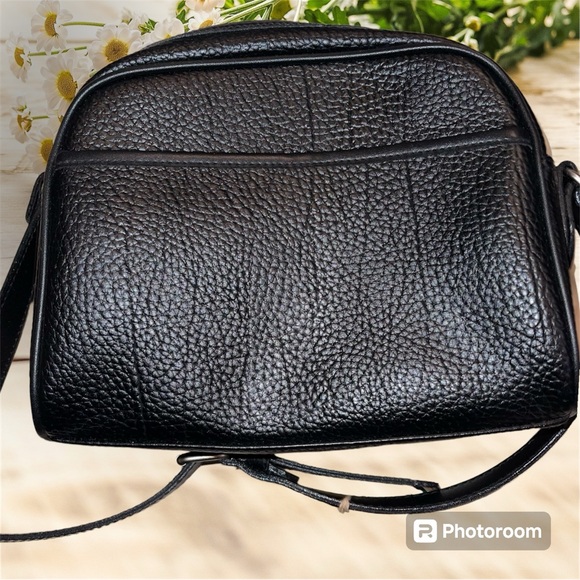 NEW VINTAGE w/TAGS GUESS Crossbody - Picture 2 of 11